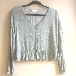 Fairycore long sleeve green flowery milkmaid peasant top bottom down front